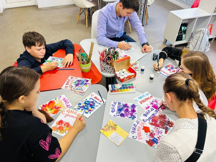 Осень «наступает нам на пятки»!.