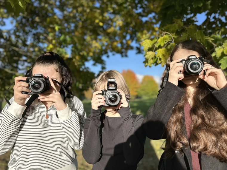 Юные фотографы.